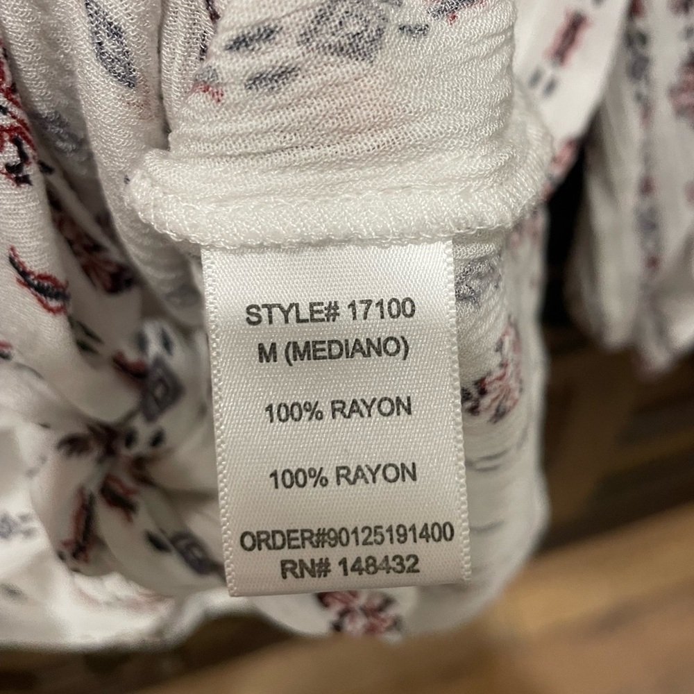 Byron Bay Women’s Printed Blouse - Picture 8 of 13